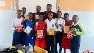 Barnabas Stanley Initiative Celebrates Outstanding Students at UBEC Smart School Makurdi